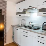 Treehouse For 14 People- Indoor Playground - Ssc - Shared House&garden Σπίτι διακοπών Βίντερμπεργκ
