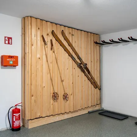 Feriehus Treehouse For 14 People- Indoor Playground - Ssc - Shared House&garden *