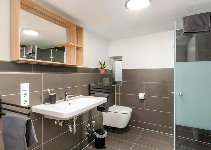 Treehouse For 14 People- Indoor Playground - Ssc - Shared House&garden ווינטרברג