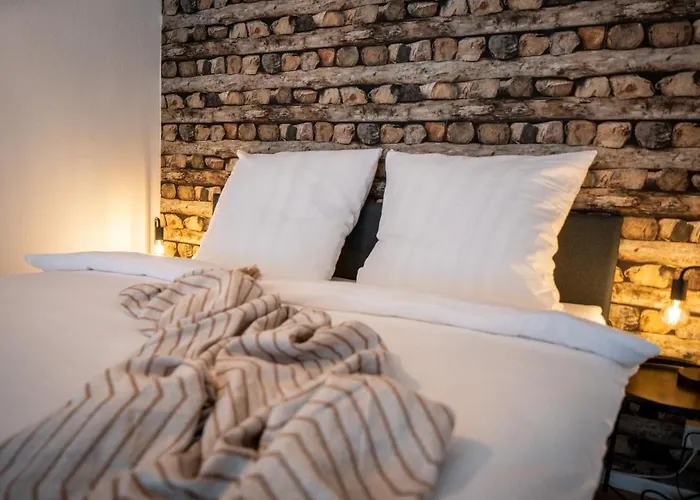 Dom wakacyjny Treehouse For 14 People- Indoor Playground - Ssc - Shared House&garden