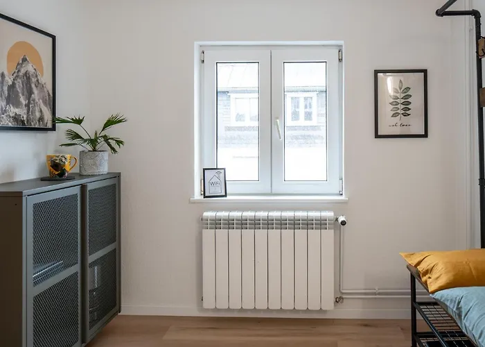 Dom wakacyjny Treehouse For 14 People- Indoor Playground - Ssc - Shared House&garden